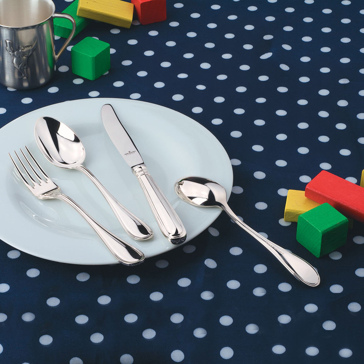 wilkens-kindergabel-schwedisch-faden-180g-royal-versilbert image 5